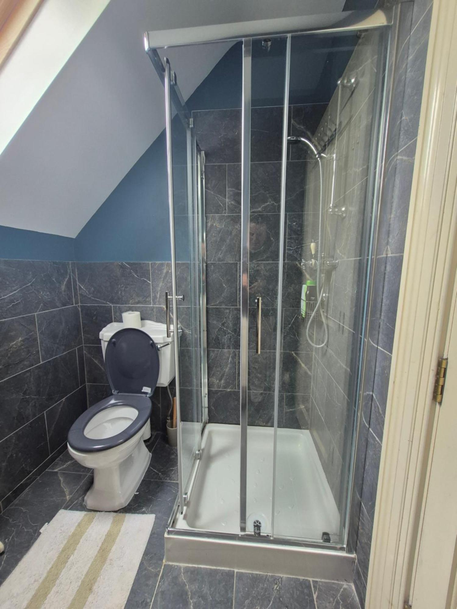 Ballinasloe Guest House In The Heart Of The Country Ngoại thất bức ảnh